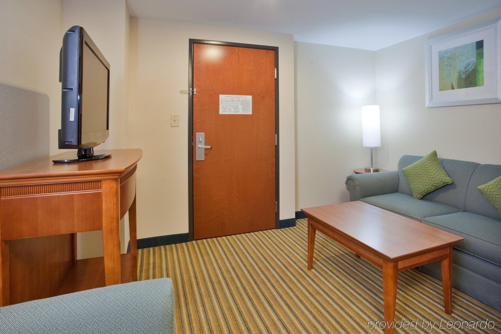 Americas Best Value Inn - Fredericksburg North Bagian luar foto