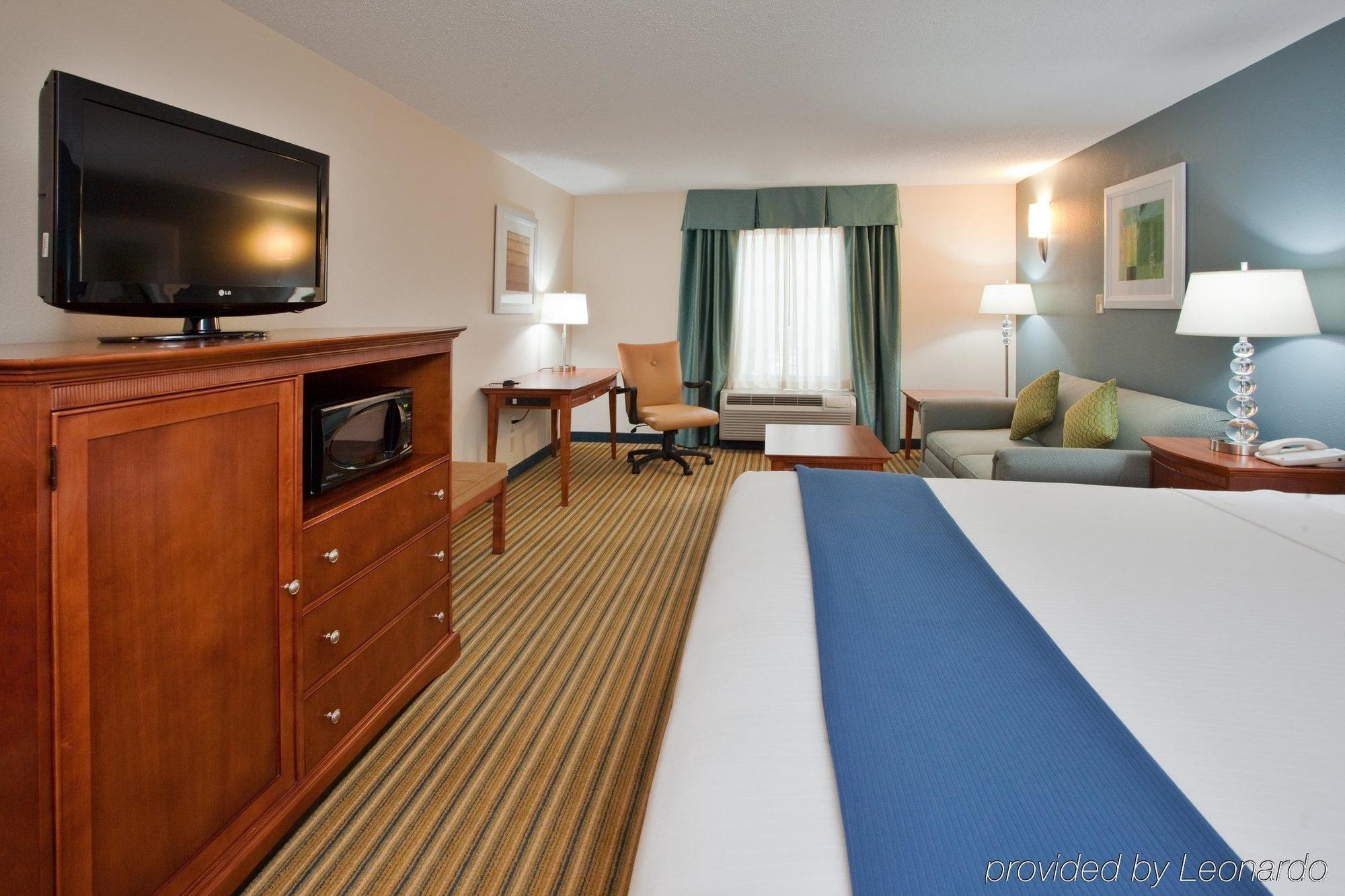 Americas Best Value Inn - Fredericksburg North Bagian luar foto
